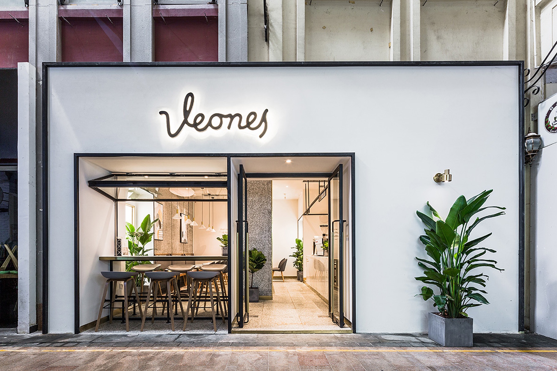 深圳餐厅空间设计方案 深圳餐厅空间设计方案